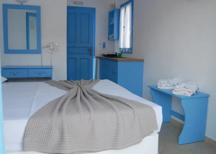 Camares Φολέγανδρος