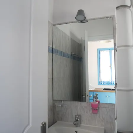 Camares Folegandros Town